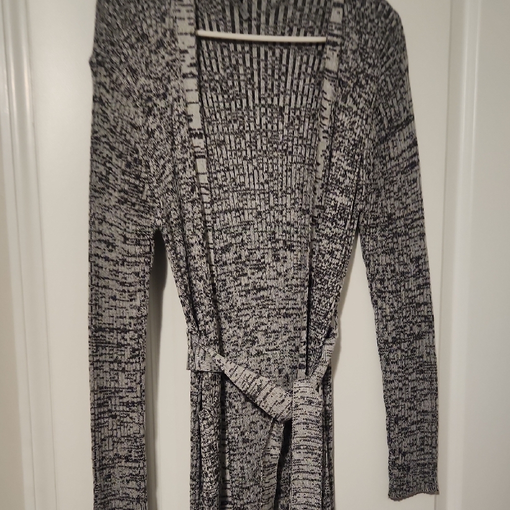 Stylish Black and White Women's Tie Up Long Length Sweater